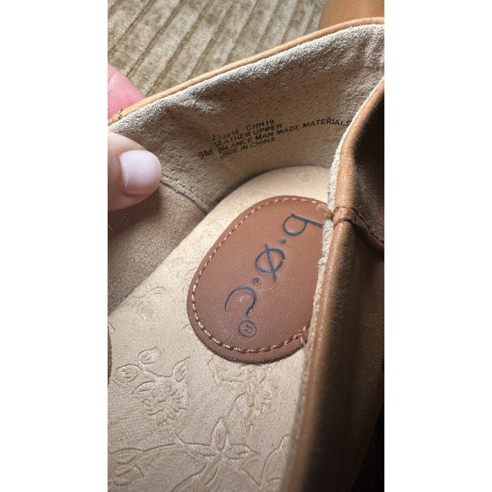 B.o.c Born Concepts Suree Leather  Women’s Loafers Size 9 M Tan Comfort  Flats - Picture 7 of 8